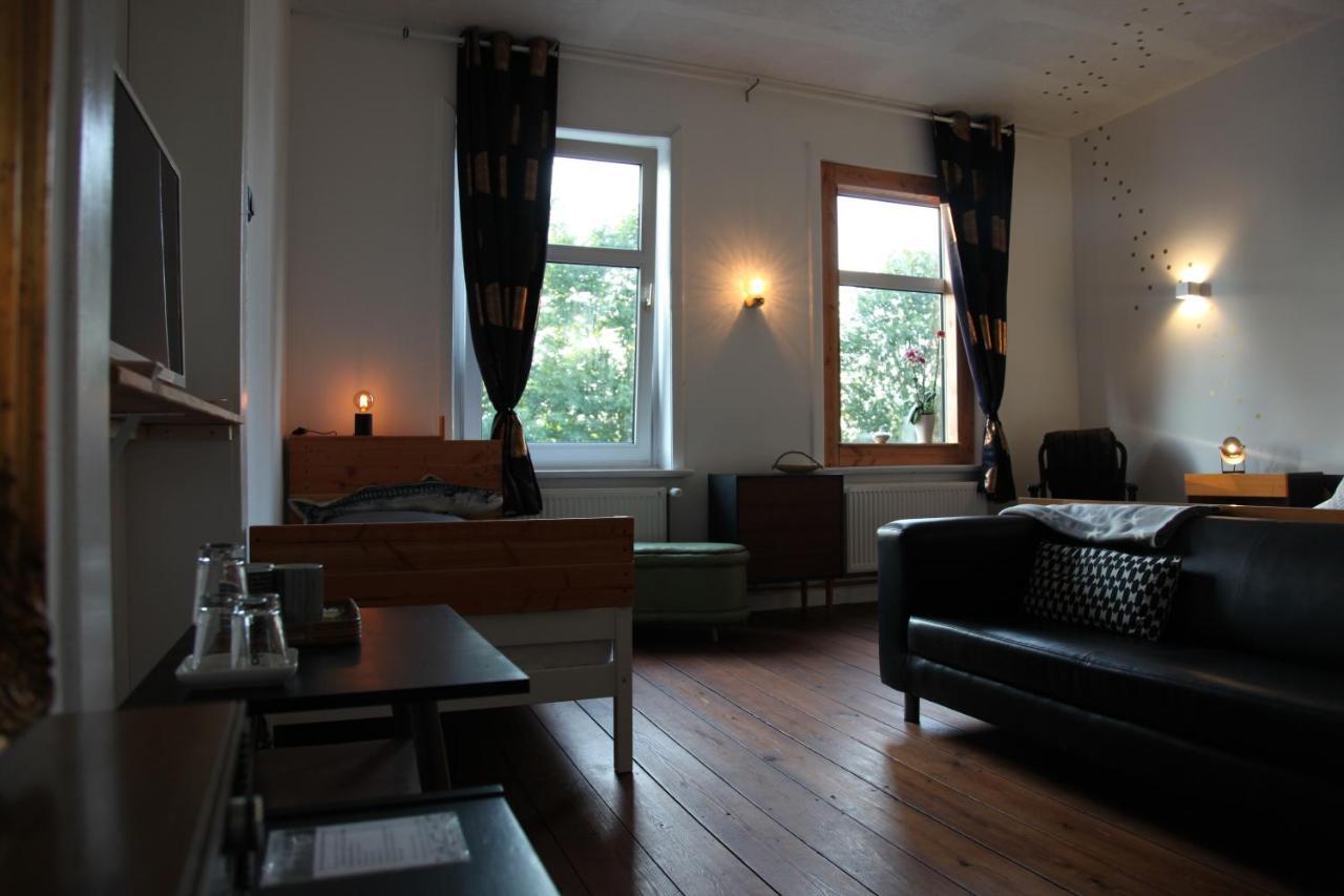 Bed and Breakfast Ahoi à Wesselburenerkoog Extérieur photo